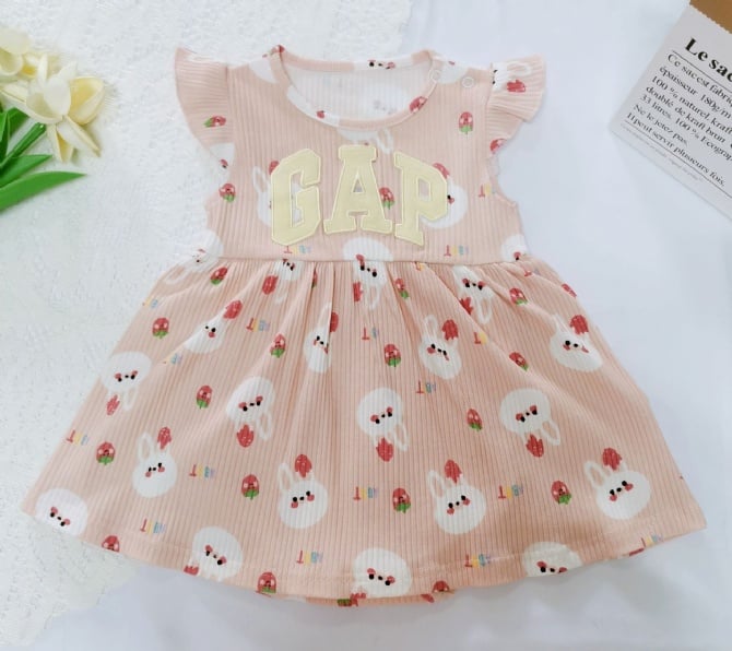 Baby Gap 飞袖连身哈裙 G4037