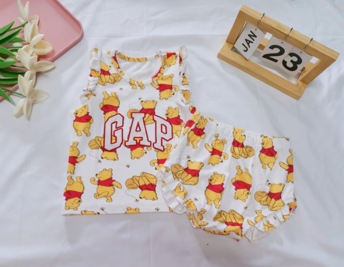 Baby Gap 飞袖包屁裤套装 G4016