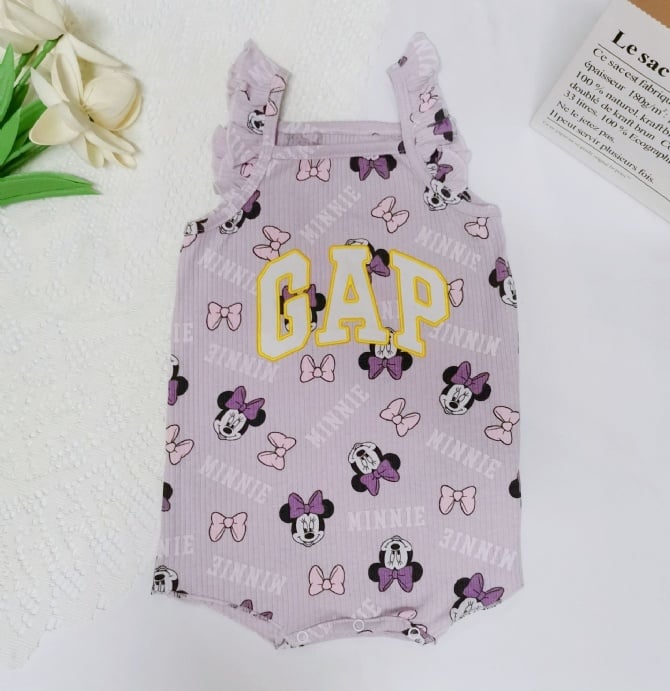 Baby gap 飞袖三角爬爬衣 G4025