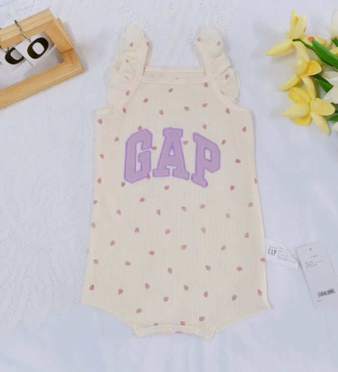 Baby gap 飞袖三角爬爬衣 G4028