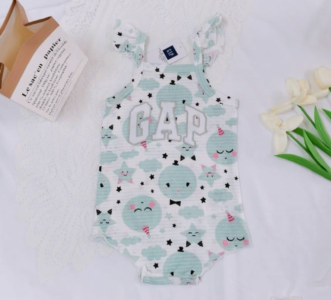 Baby gap 飞袖三角爬爬衣 G4142