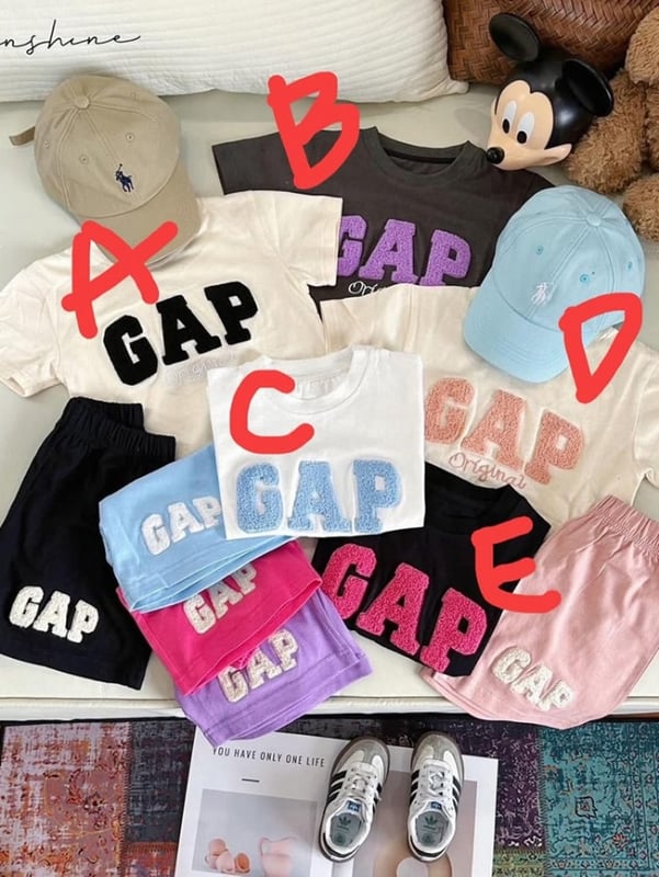 台湾套装BABY GAP 68654