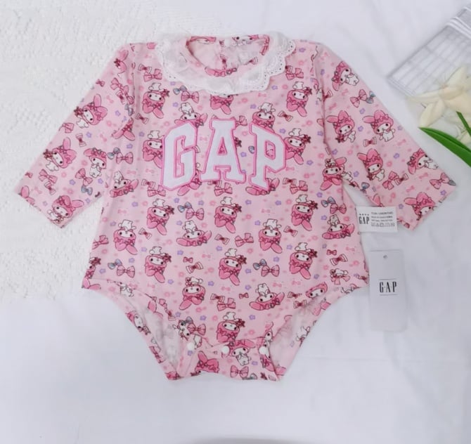 BABY GAP花边长袖三角爬G4204