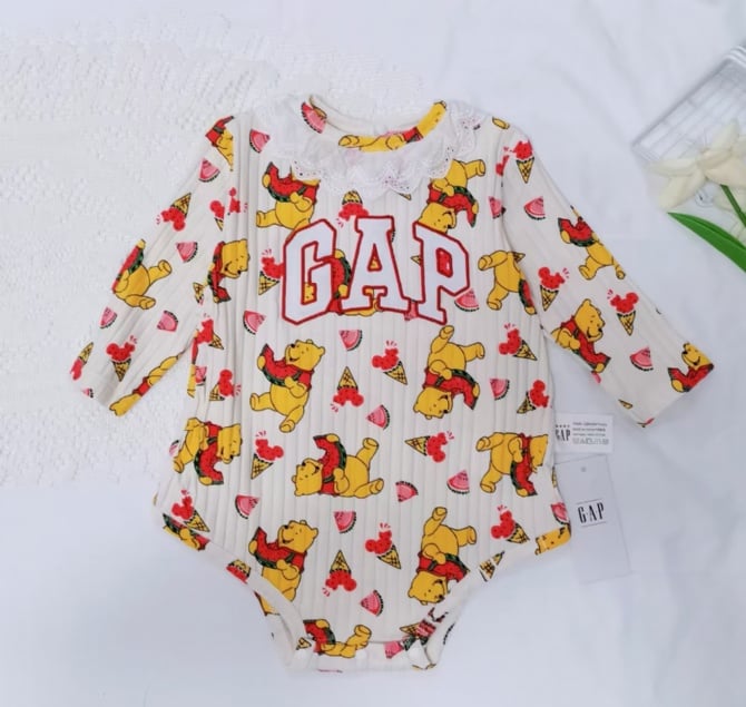 BABY GAP花边长袖三角爬G4207