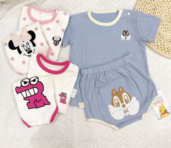 DISNEY BABY 可爱包屁裤套装 G4319