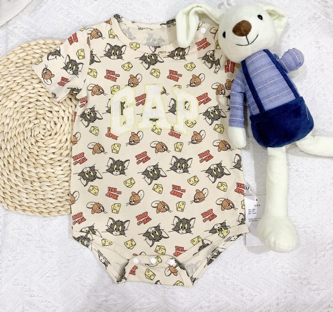 BABY GAP ROMPER G4390