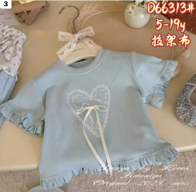 蕾丝爱心花边袖上衣66313
