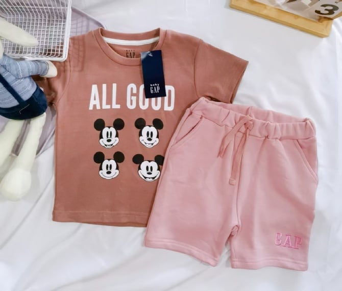 BABY GAP套装G19