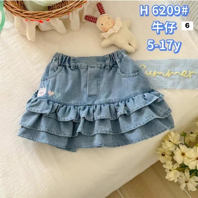 小猪印花牛仔裤裙6209