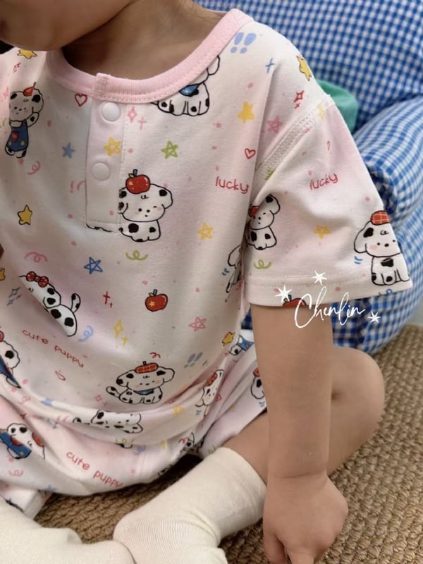 日单可爱狗狗休闲套装【9349】有独立可爱包装袋