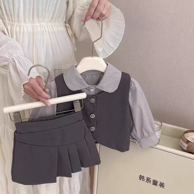 高贵学院风翻领长袖马甲三件套【9357】